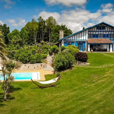 Goiz Argi Villa *